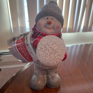 Snowman with light up snowball